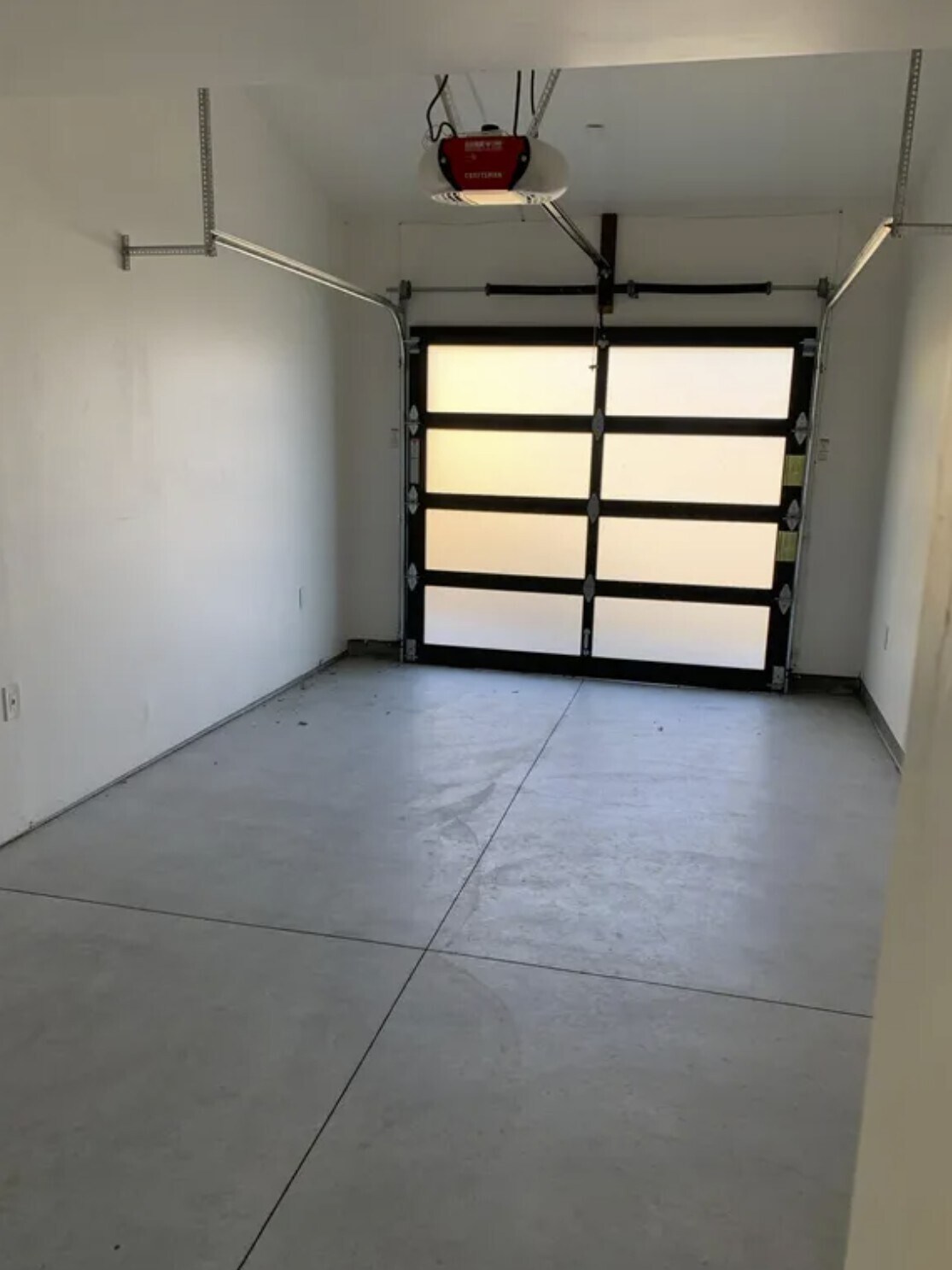 Garage - 1195 Wikiup Dr