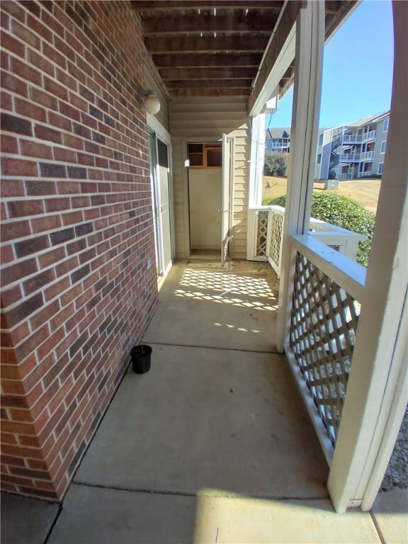Building Photo - 220 Elm St