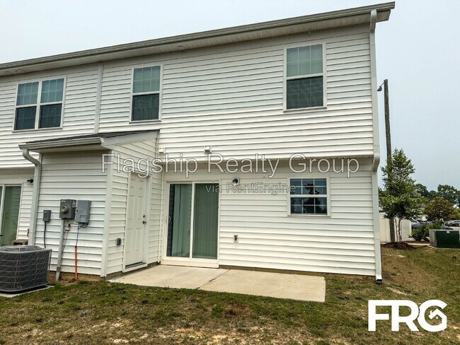 Building Photo - 4109 Laurel Rdg Dr