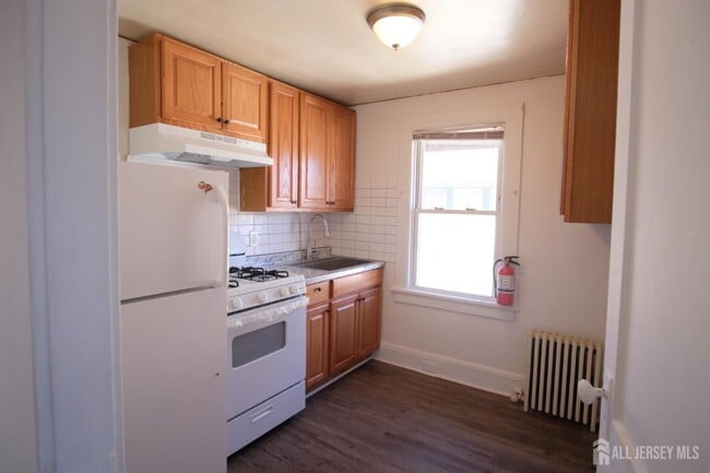 Building Photo - 417 Chestnut St
