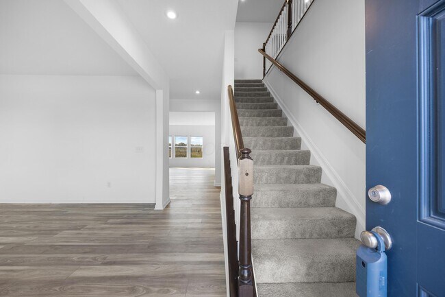 Building Photo - 6295 Honey Farm Wy
