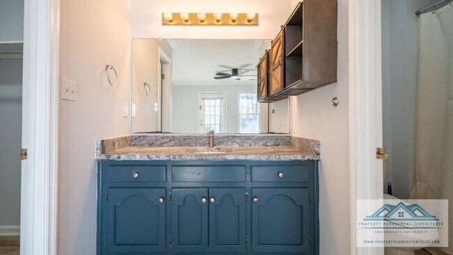 Building Photo - 15029 Branscomb Rd SE