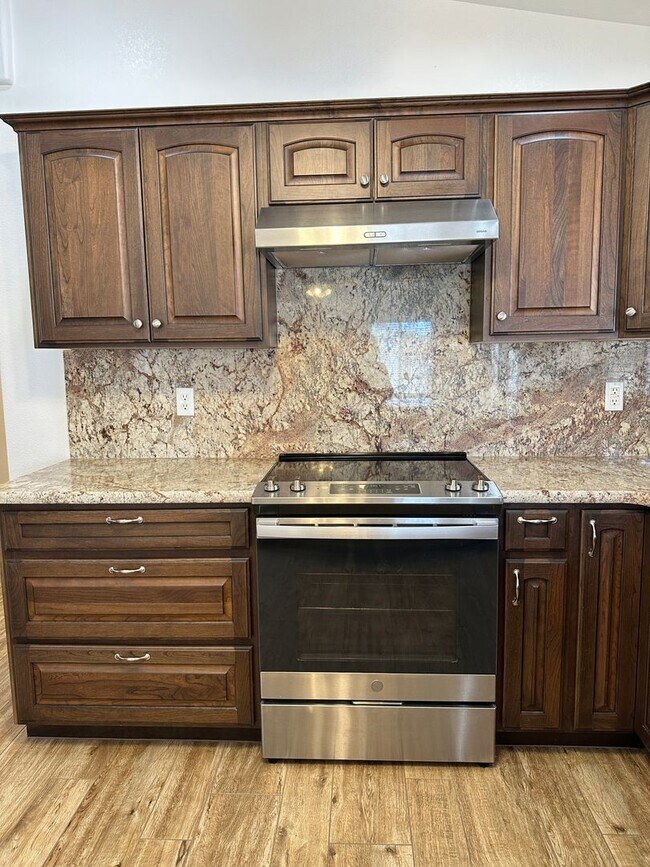 Building Photo - Long Term unfurnished - Pets allowed - Ple...