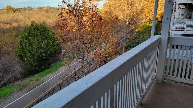 Building Photo - 5048 Via Manos