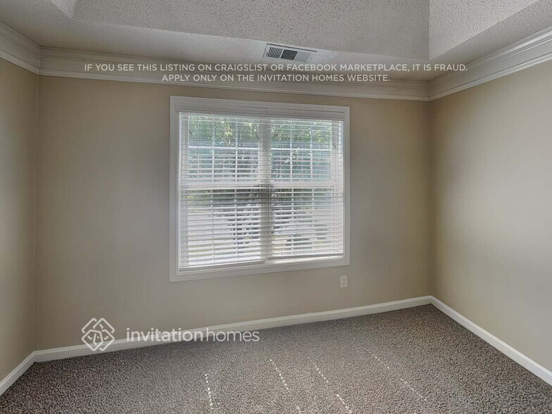 Building Photo - 5773 River Side Walk