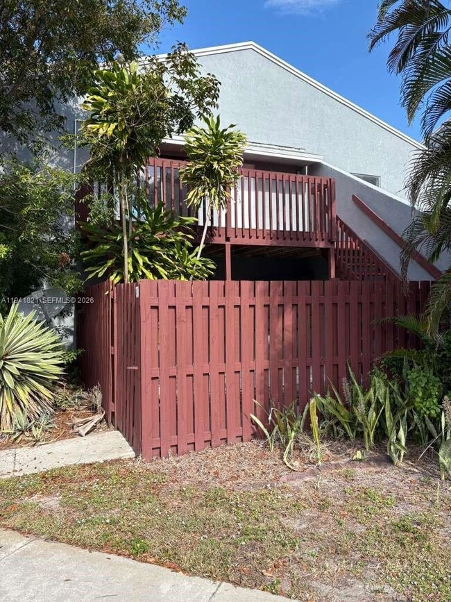 Building Photo - 17 Crossings Cir