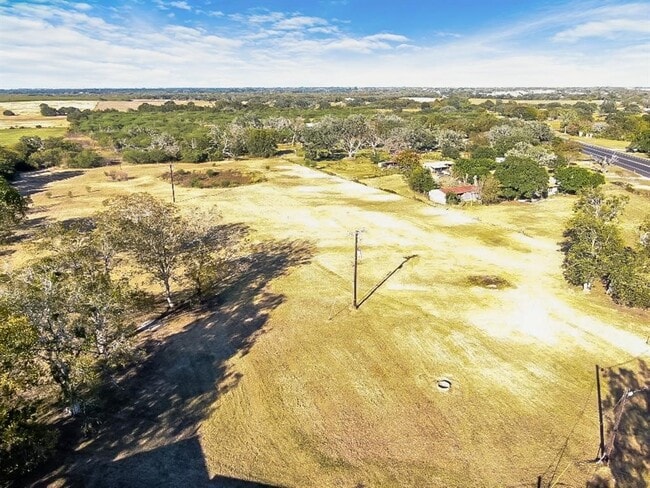 Building Photo - 2248 US Hwy 77a S