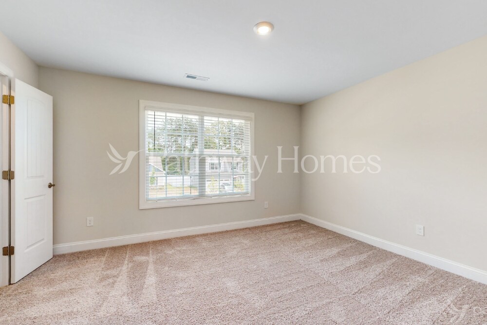 Building Photo - 107 Tanner Lp