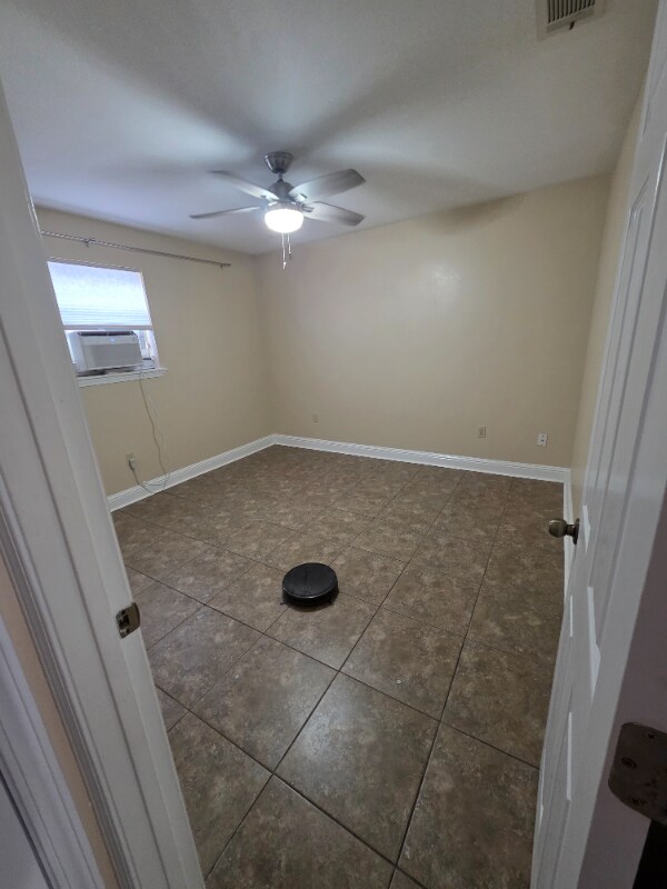 Building Photo - 7636 Alabama St