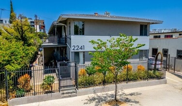 Building Photo - 1 BED & 1 BATH UNIT - LOS ANGELES!