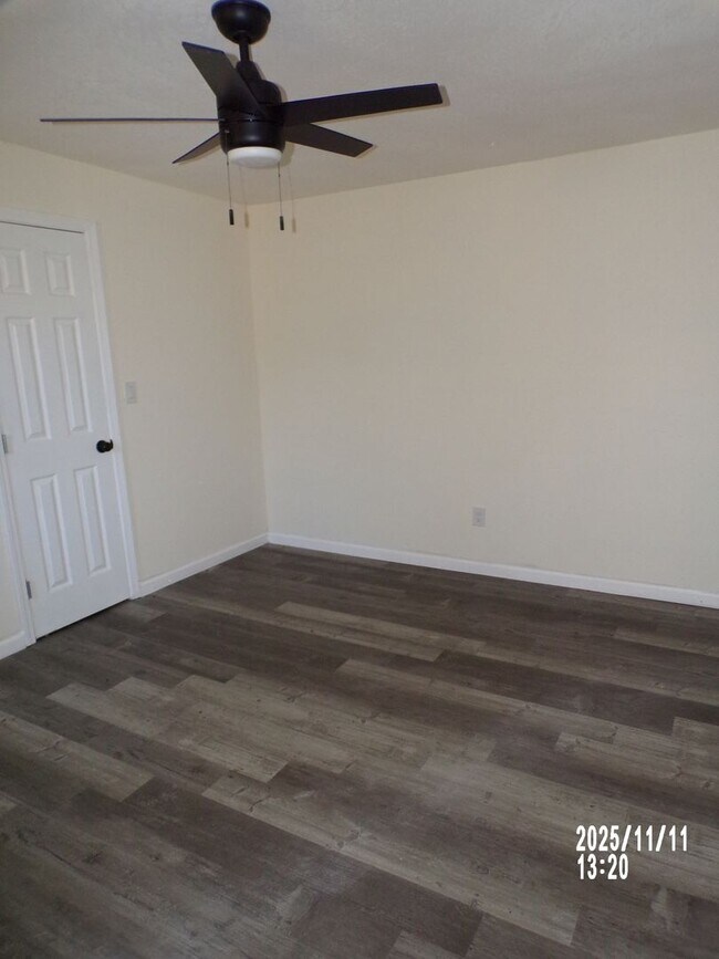 Building Photo - 1607 NW Lincoln Ave