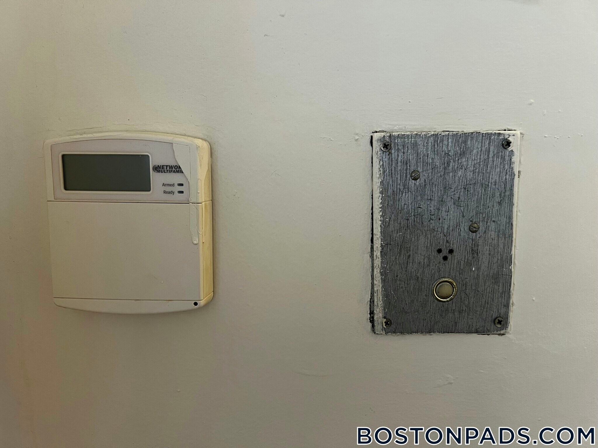 Building Photo - 518 Cambridge St