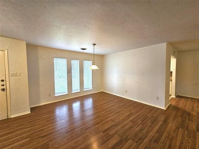 Building Photo - 1304 Oakhill Dr