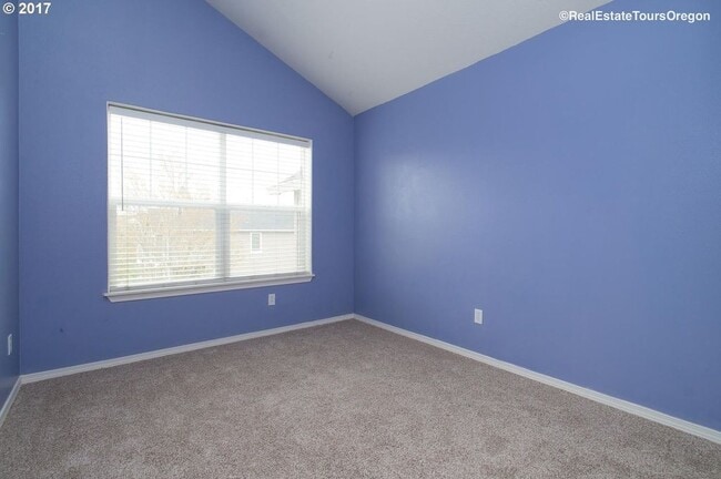 Building Photo - 1407 SW 175th Ave