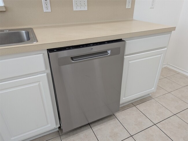 Building Photo - 16515 Beckland Ln