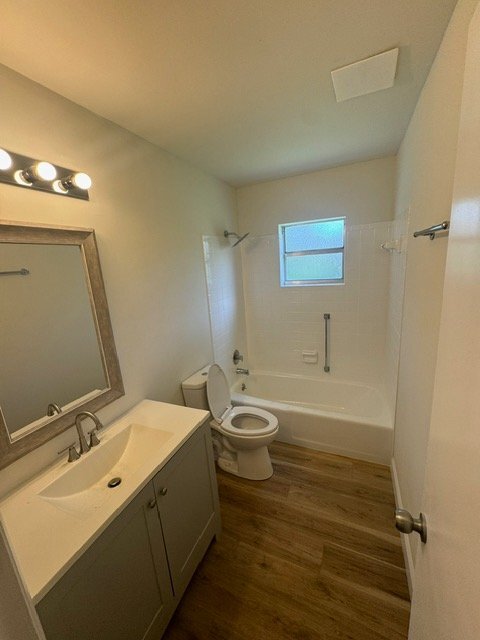 Building Photo - 7406 Pacific Ave