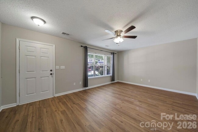 Building Photo - 232 Butler Pl