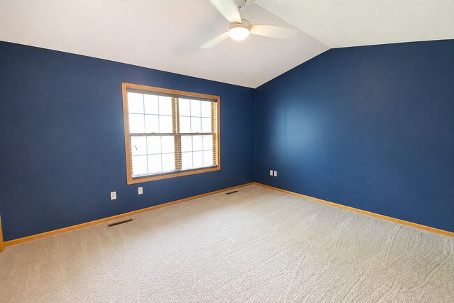 Building Photo - 3057 Venice Ln NW