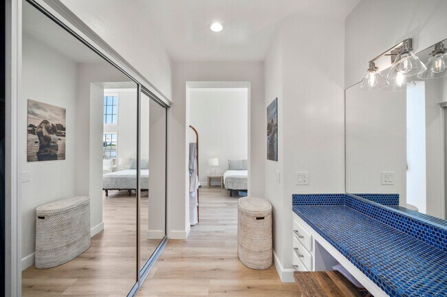 Building Photo - Experience Coastal Living at Its Finest in...