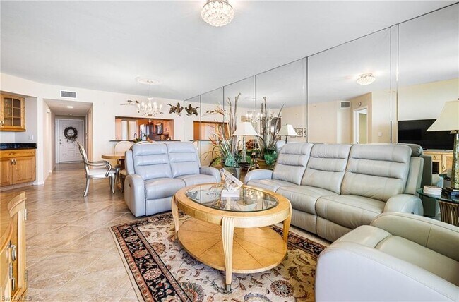 Building Photo - 990 Cape Marco Dr