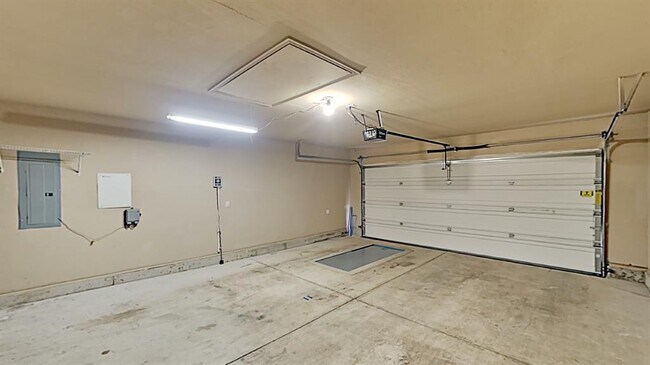 Building Photo - 4609 NW 164th Terrace