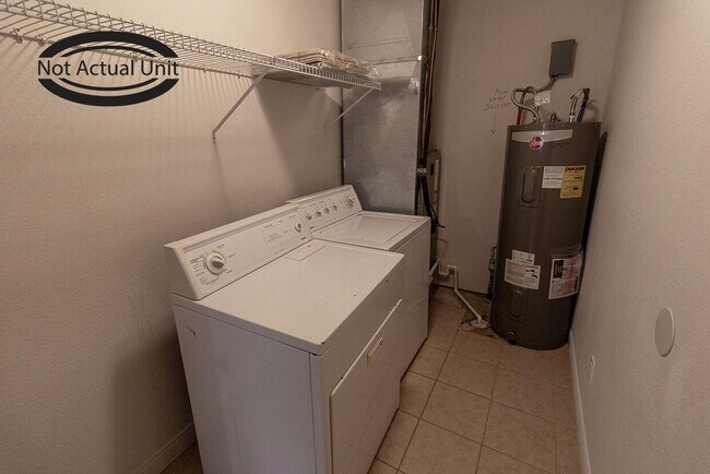 Building Photo - 7360 Noah Ct