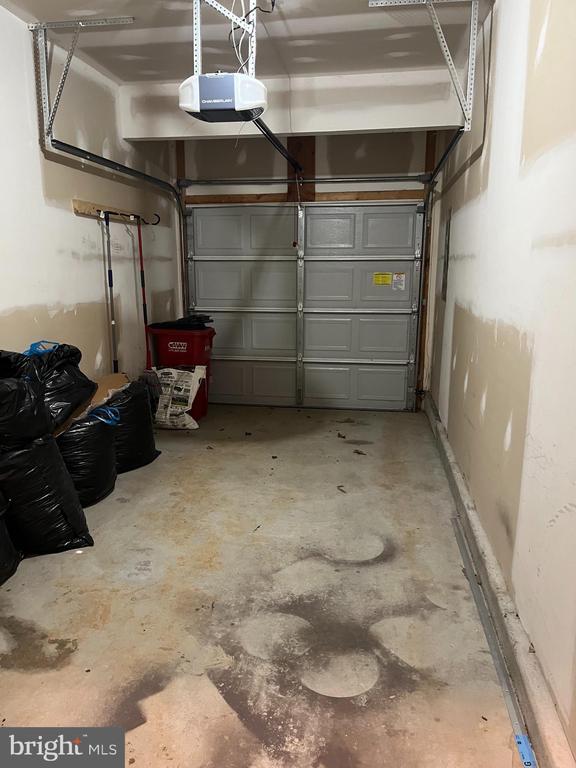 Building Photo - 53 Compound Cir