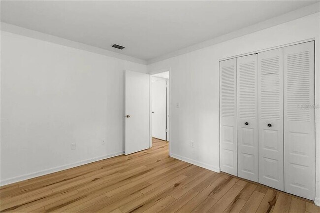 Building Photo - 4344 NW 30th Ter