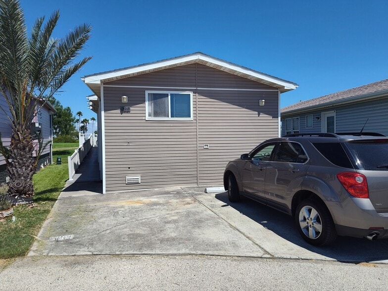 Building Photo - 33840 S Garcia St