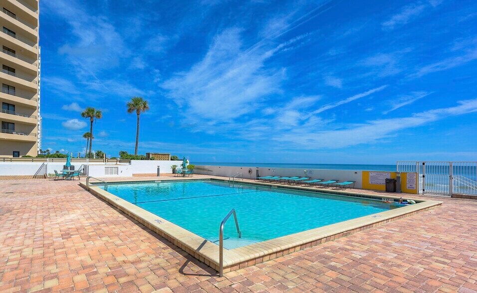 Pool deck - 3043 S Atlantic Ave