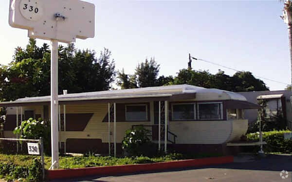 Primary Photo - Mohawk Trailer Park