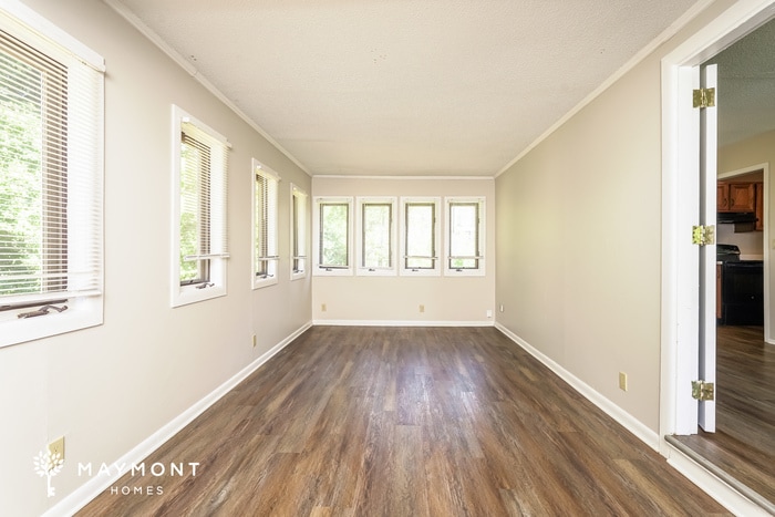 Building Photo - 1606 Quail Dr