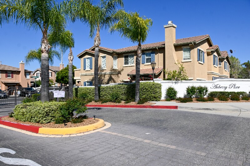 Building Photo - 33570 Emerson Way