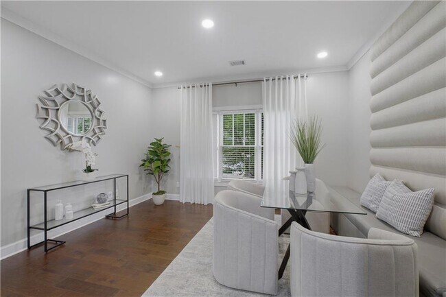 Building Photo - 2681 Oak Leaf Pl