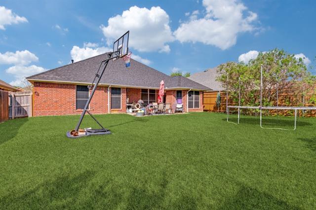 Building Photo - 1330 Lyra Ln