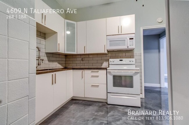 Primary Photo - 4609 N Taliaferro Ave