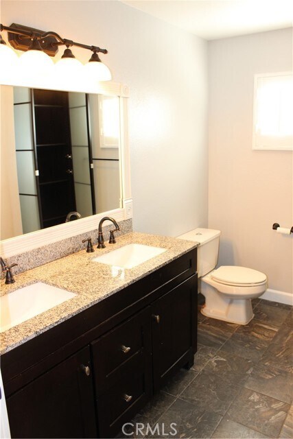 Building Photo - 9165 Noble Ave