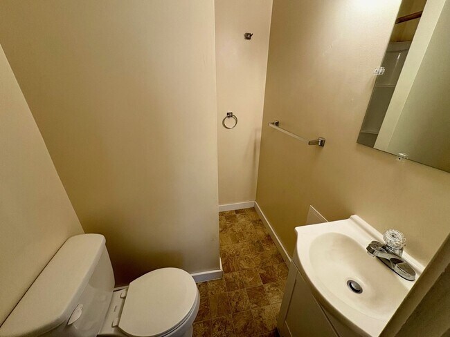 Building Photo - WESTLING RAINIER AVE S