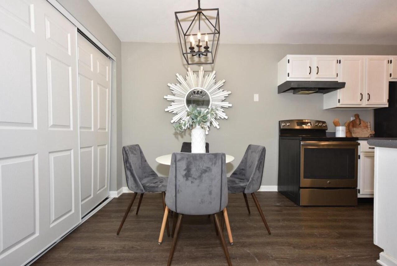 Building Photo - N115W17113 Armada Dr