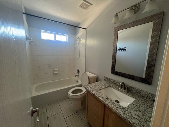 Building Photo - 19631 Plantation Tree Ct