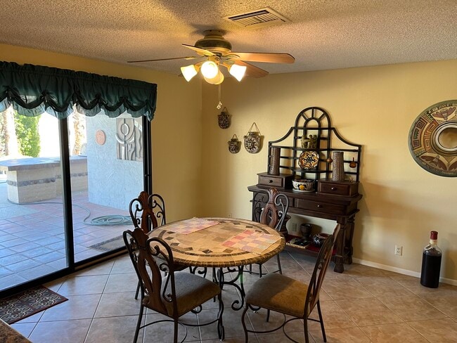 Building Photo - 71500 Halgar Rd