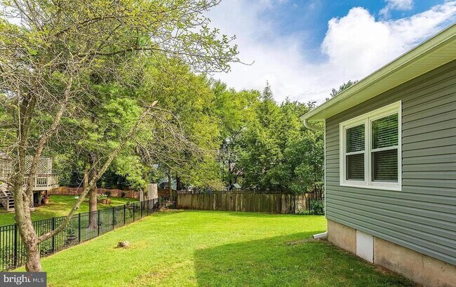 Building Photo - 10121 Cheswick Ct