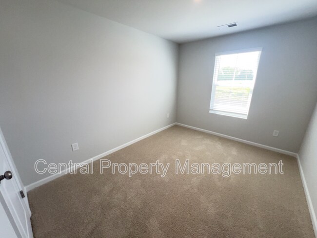 Building Photo - 509 Arrabelle Way