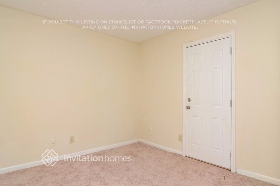 Building Photo - 1532 Kings Ridge Dr NW