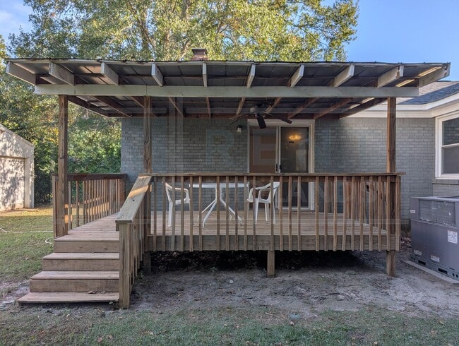 Building Photo - Beautiful Home in Cayce