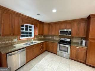 Building Photo - 355 Buck Ct