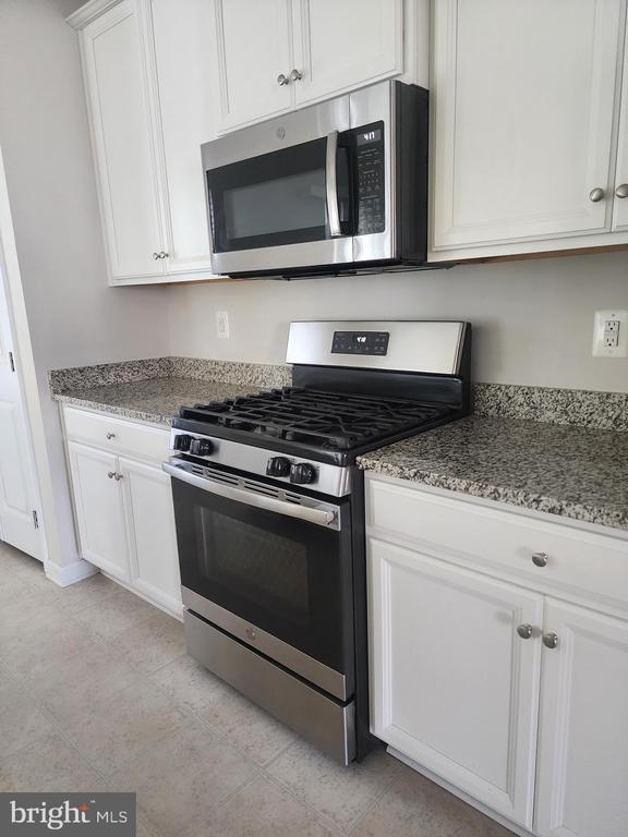 Building Photo - 2720 Wheatland Station Way