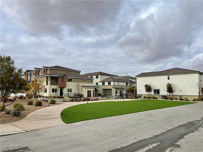 Building Photo - 12185 Scarlet Ember Rd