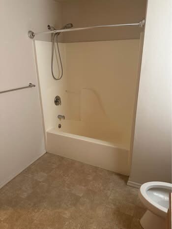 Building Photo - 803 E Riggs St