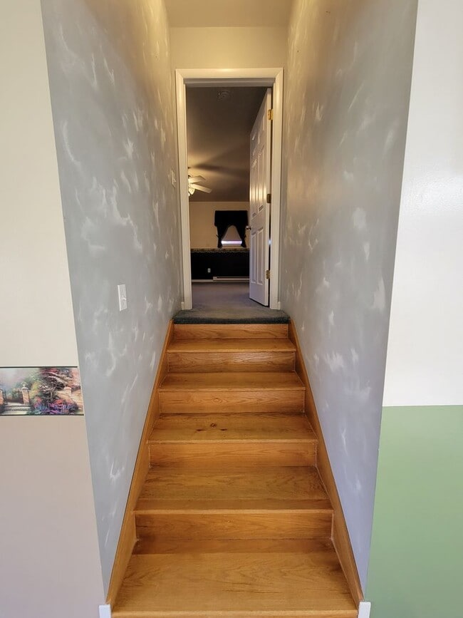 Building Photo - 7170 Ruritan Dr